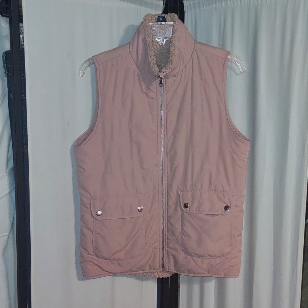 entro - reversible sherpa vest